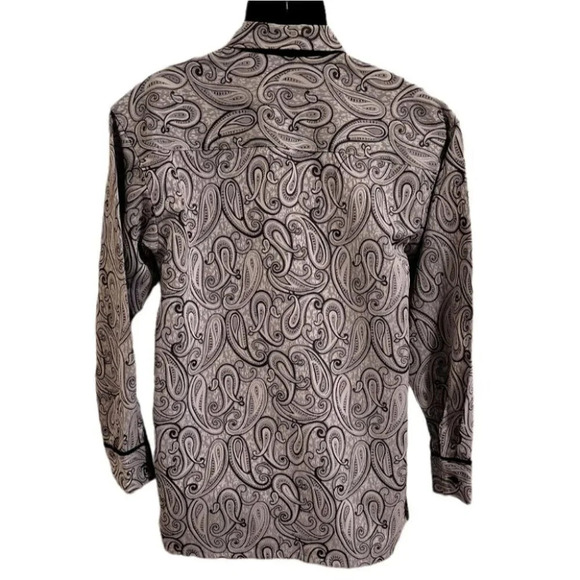 Men's Button Up Shirt by Montique (size M) - Picture 3 of 5